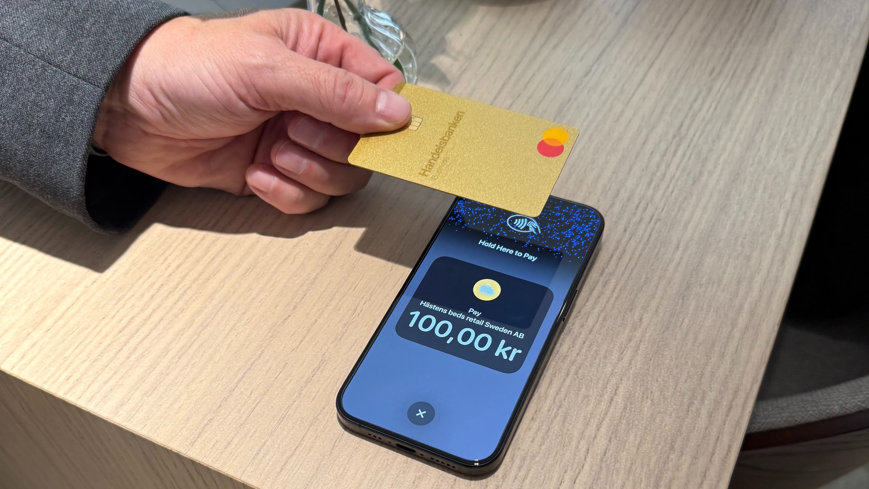 Compileit och Hästens lanserar "Tap to Pay" i Sverige